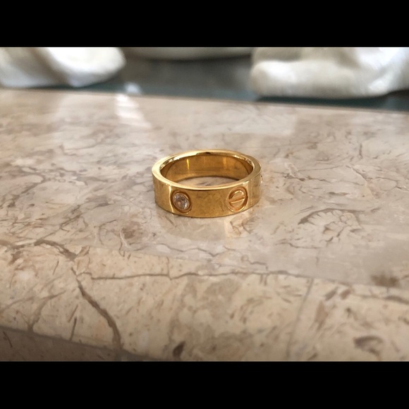 Simple Rhinestone Ring - Picture 2 of 4